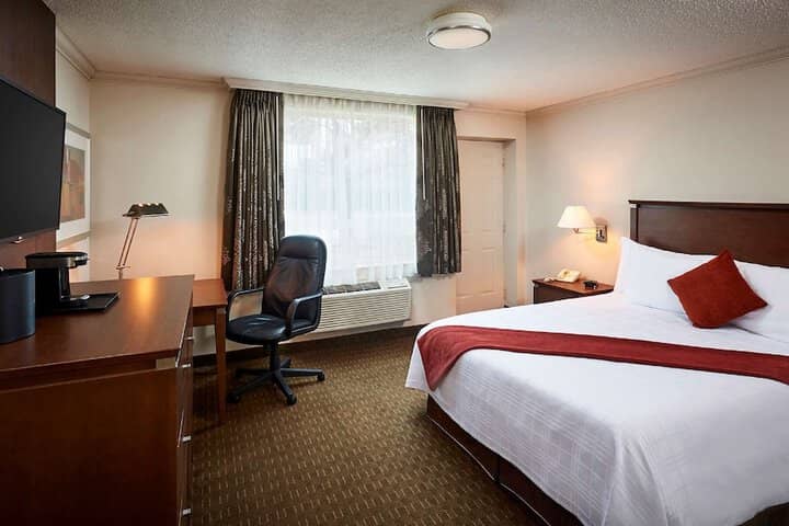 Room 21 of 37